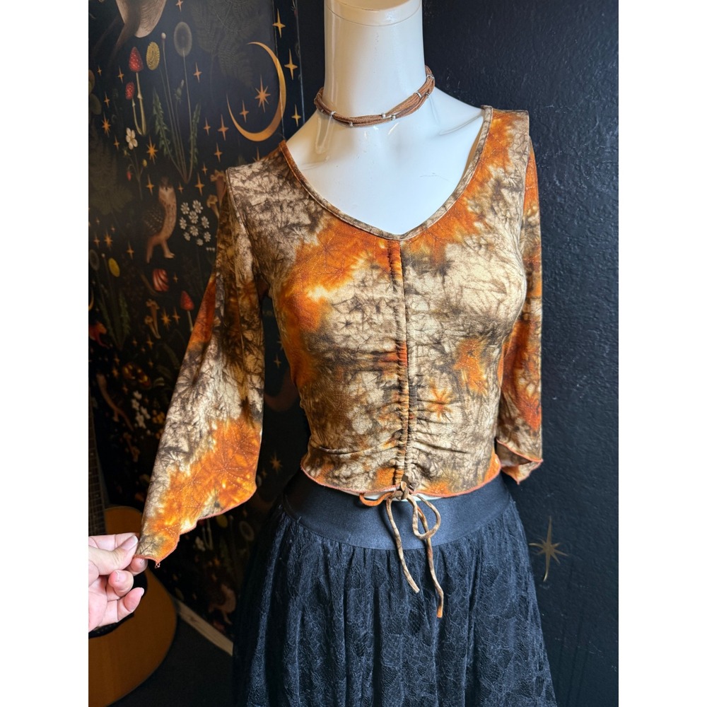 Sandrea USA Tie Dye Ruched Crop Top Orange Brown V-Neck Bell Sleeve Y2K Boho